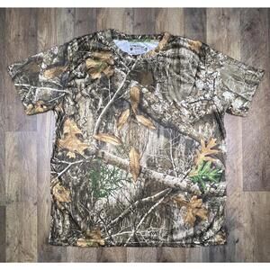 Real Tree Edge 100% Polyester Camouflage Short Sleeve Performance Tee Shirt XL.
